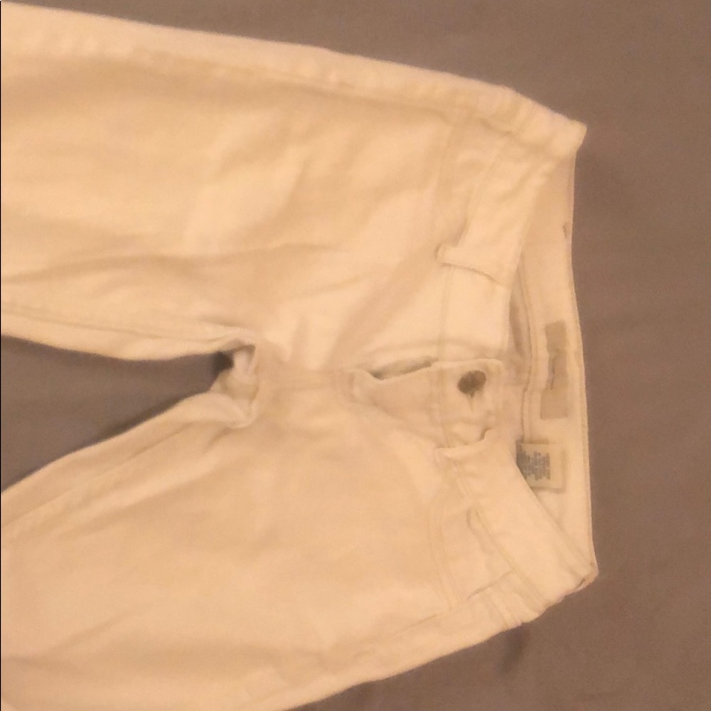 White Jeans with Zipper Detail
